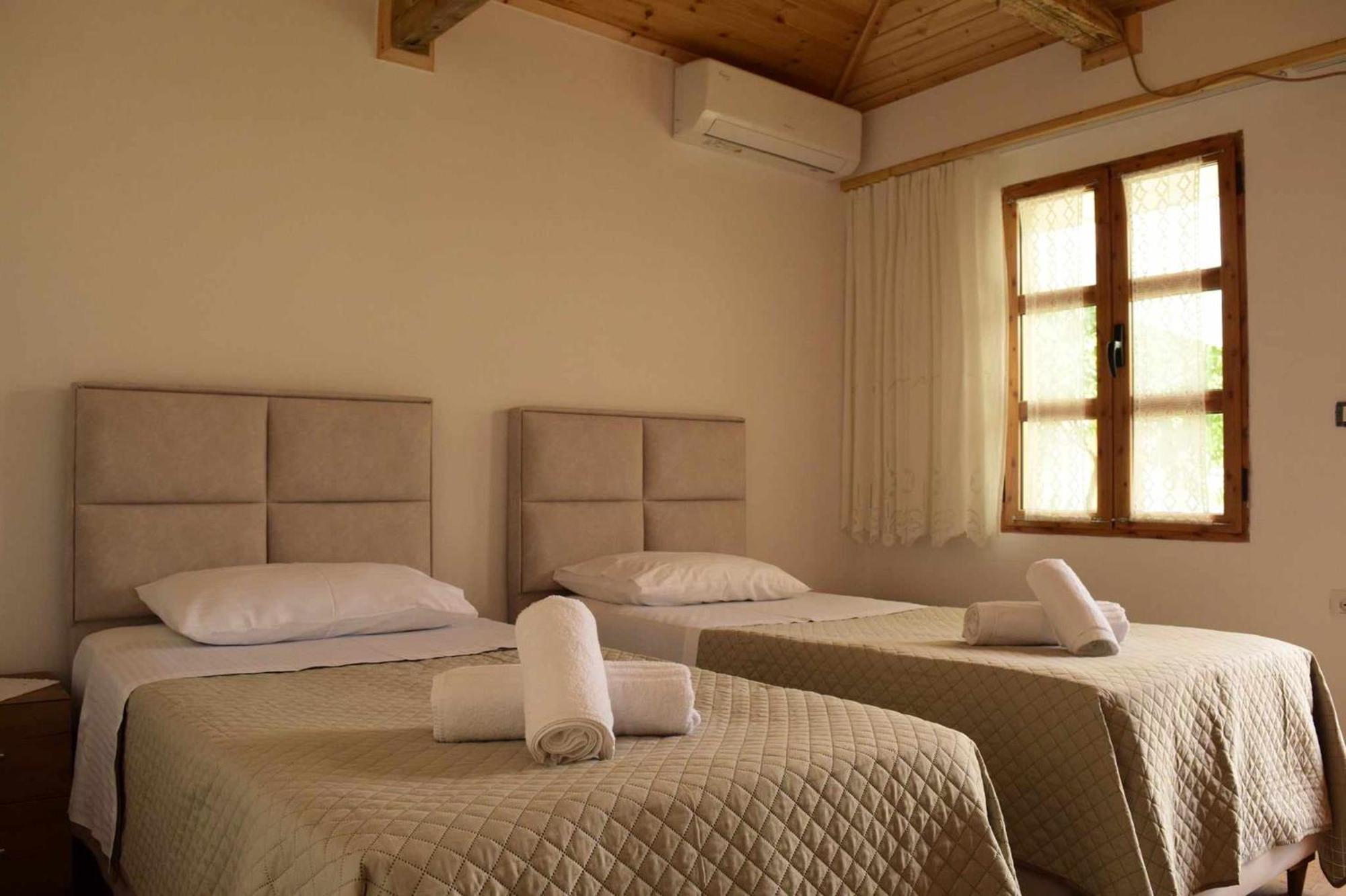 Sokaku I Te Marreve Guesthouse Gjirokastra Zewnętrze zdjęcie